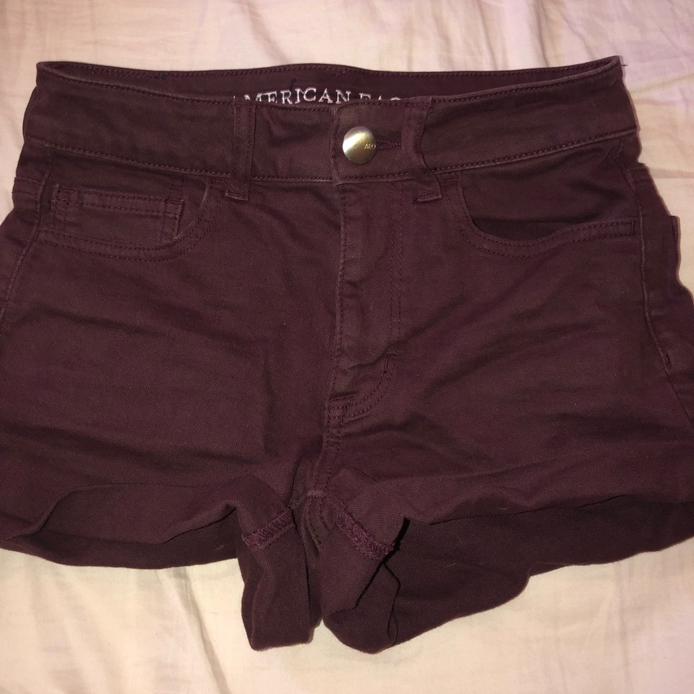 Maroon AEO shorts